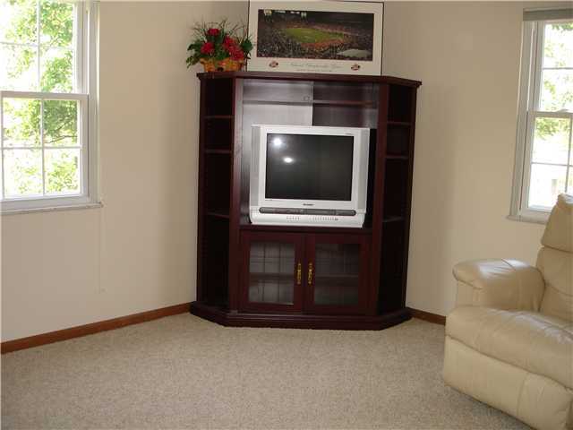 435 Riley Avenue Columbus, OH 43085 - Photo 15 of 18