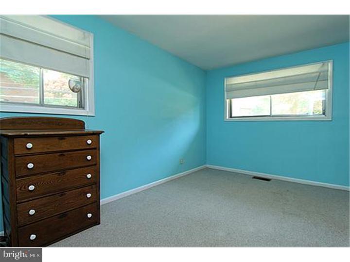 605 Paddock Road Havertown, PA 19083 - Photo 15 of 18 Bedroom 3