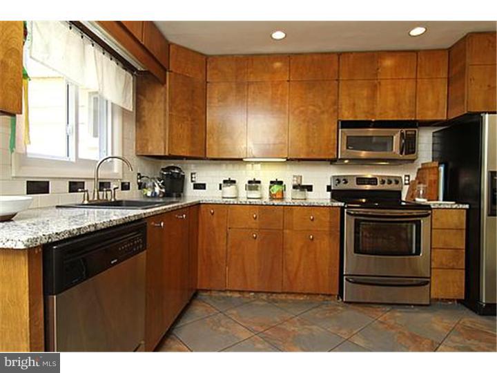 605 Paddock Road Havertown, PA 19083 - Photo 6 of 18 Kitchen