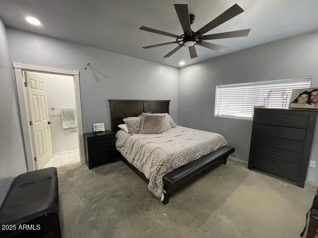 1076 East Horseshoe Springs Road Winkelman, AZ 85192 - Photo 23 of 31 a bedroom with a bed and furniture