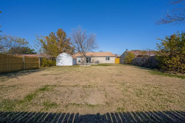 $2,200 | 1117 Llano Trail, Grand Prairie, TX 75052