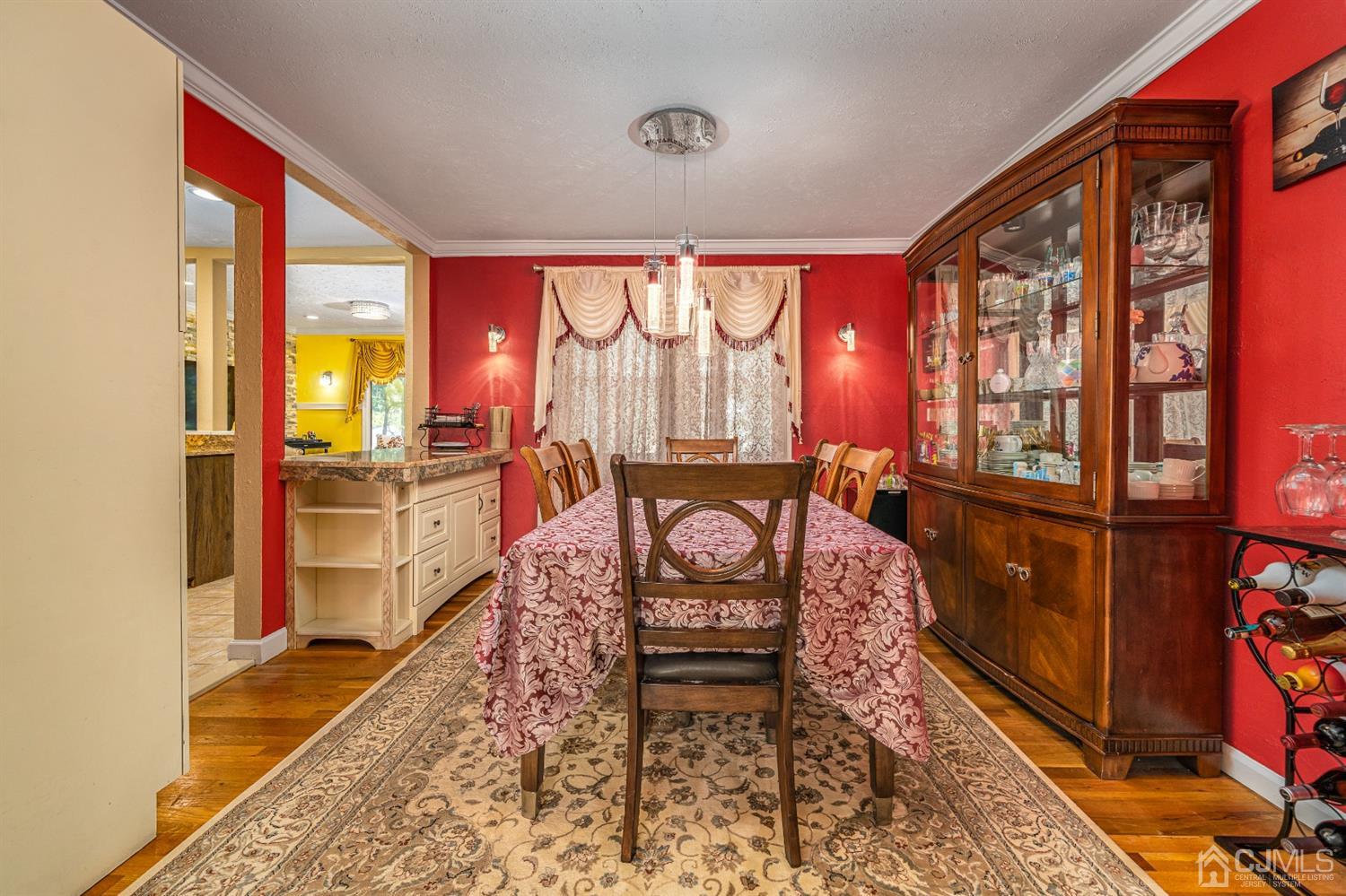 16 Hilltop Road Edison, NJ 08820 - Photo 8 of 30 a very nice looking room with a large window