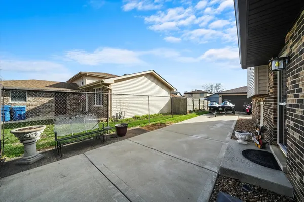 $399,974 | 12820 South Blossom Drive, Alsip, IL 60803