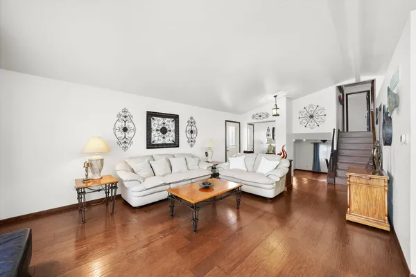 $399,974 | 12820 South Blossom Drive, Alsip, IL 60803