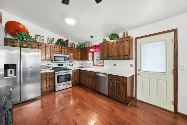 $399,974 | 12820 South Blossom Drive, Alsip, IL 60803