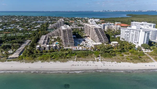 $875,000 | 151 Crandon Boulevard, Unit 127, Key Biscayne, FL 33149