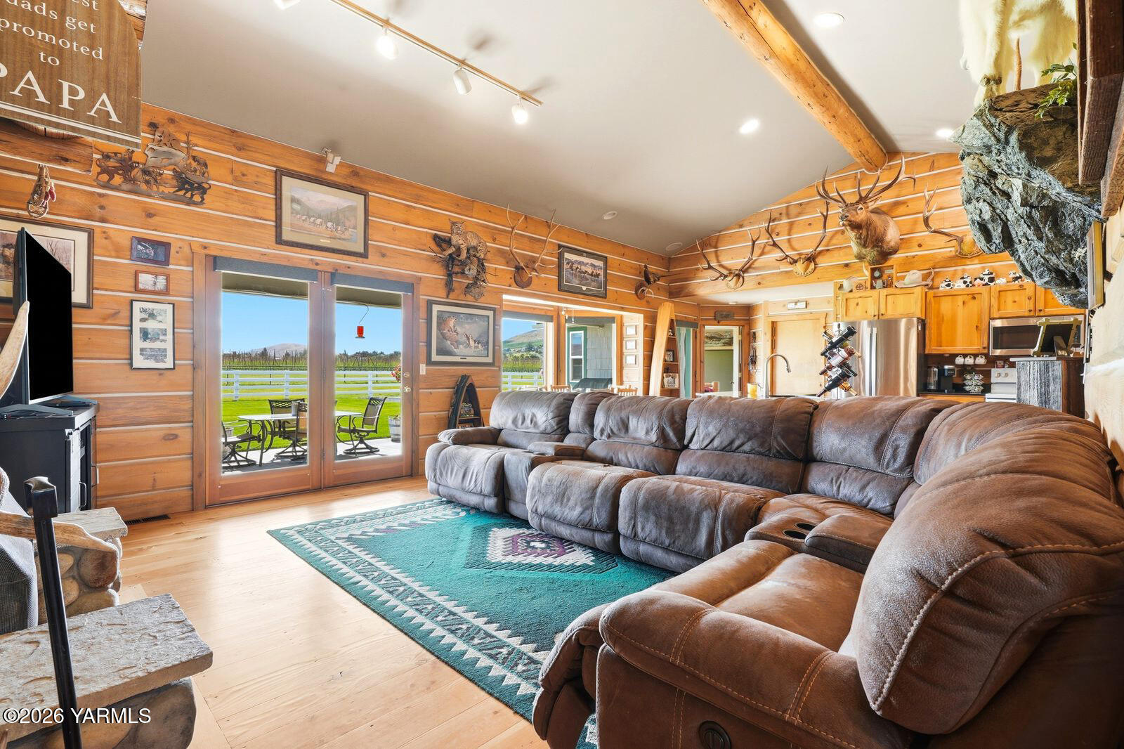 5005 Gamache Road Moxee, WA 98936 - Photo 26 of 48 24 - GreatRoom