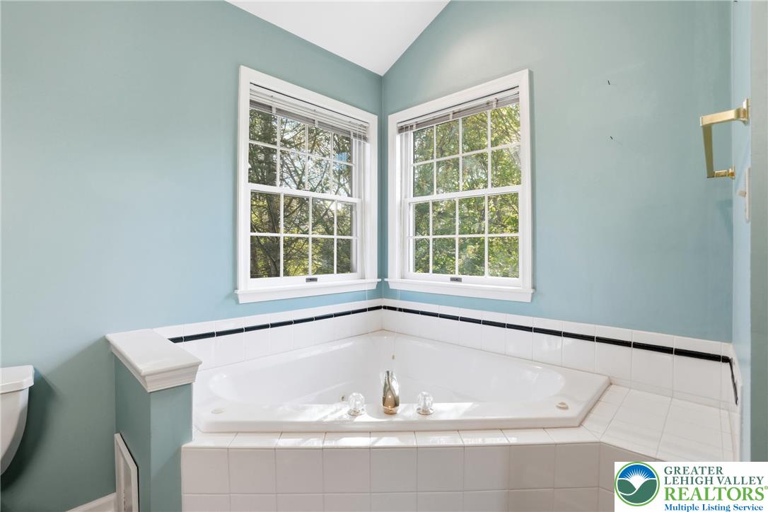 3130 Muirfield Road Center Valley, PA 18034 - Photo 34 of 68 Gallery Image 34