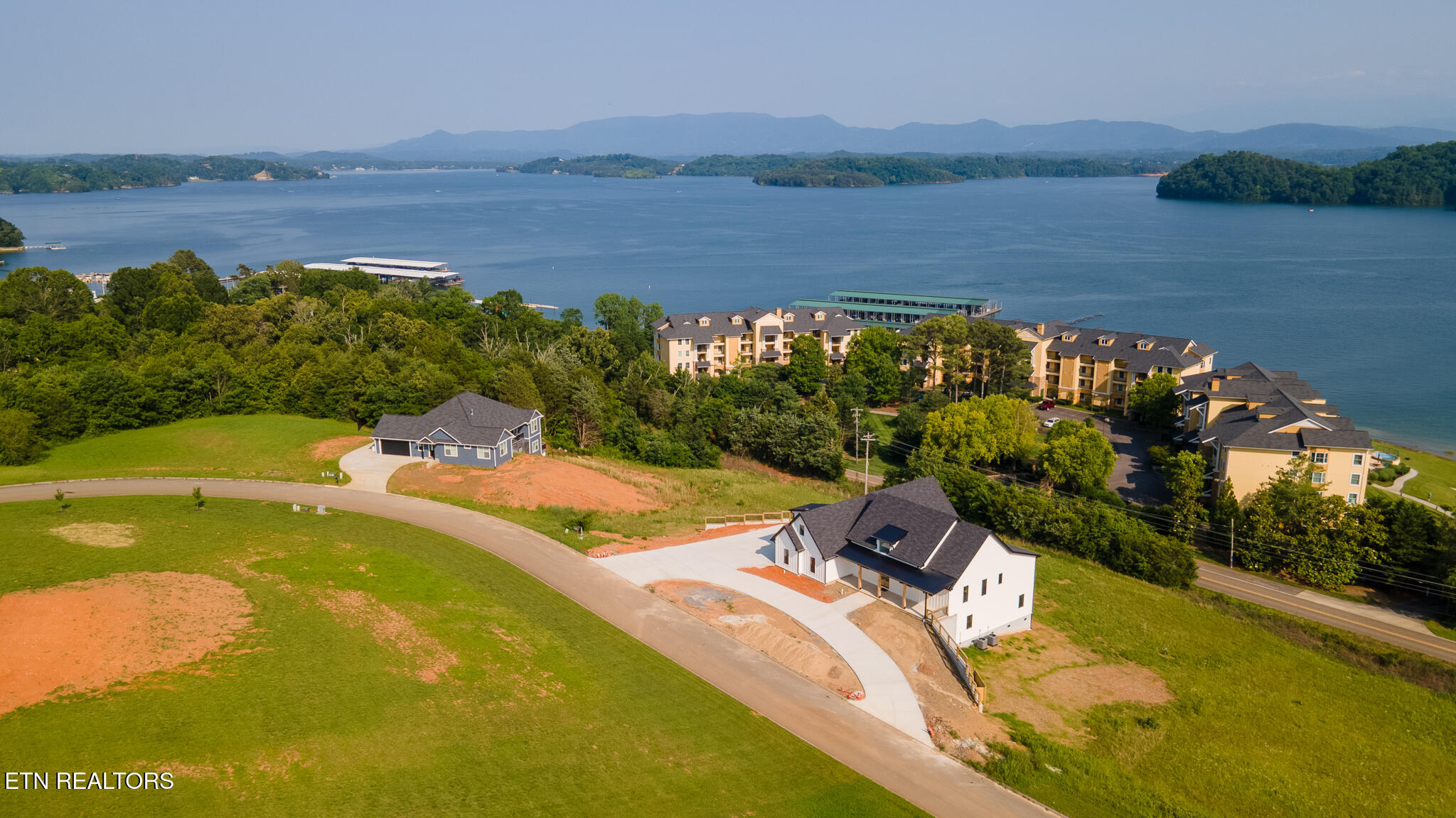 206 Eagle View Drive Dandridge, TN 37725 - Photo 2 of 60 206 Eagle View Drive - Dandridge-7