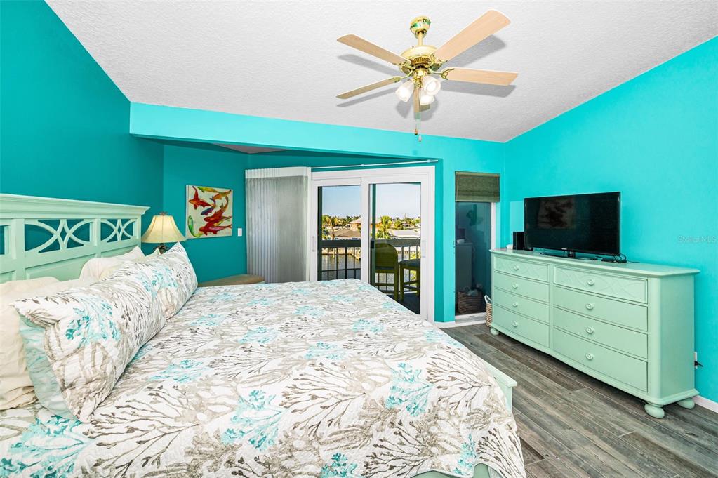 140 Marcdale Boulevard Indian Rocks Beach, FL 33785 - Photo 38 of 71