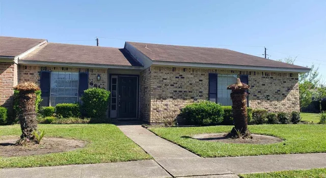$1,790 | 6810 Marshall Pl Drive, Beaumont, TX 77706