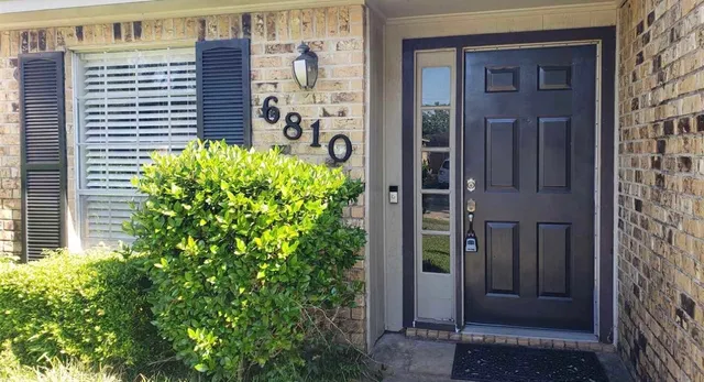 $1,790 | 6810 Marshall Pl Drive, Beaumont, TX 77706