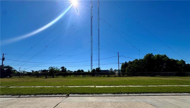 712 Daryl Drive Chalmette, LA 70043 - Photo 2 of 2