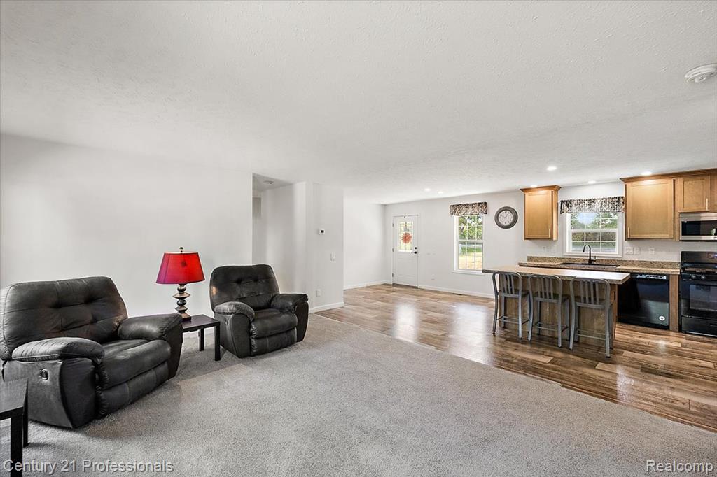 806 Davis Lake Road Lapeer, MI 48446 - Photo 22 of 50 Gallery Image 22