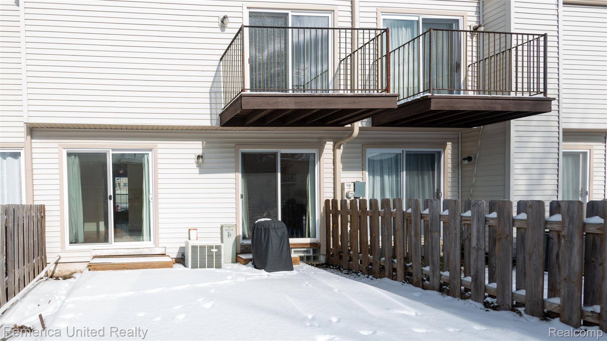 24615 Bashian Drive Novi, MI 48375 - Photo 33 of 35 Rear Exterior.jpg