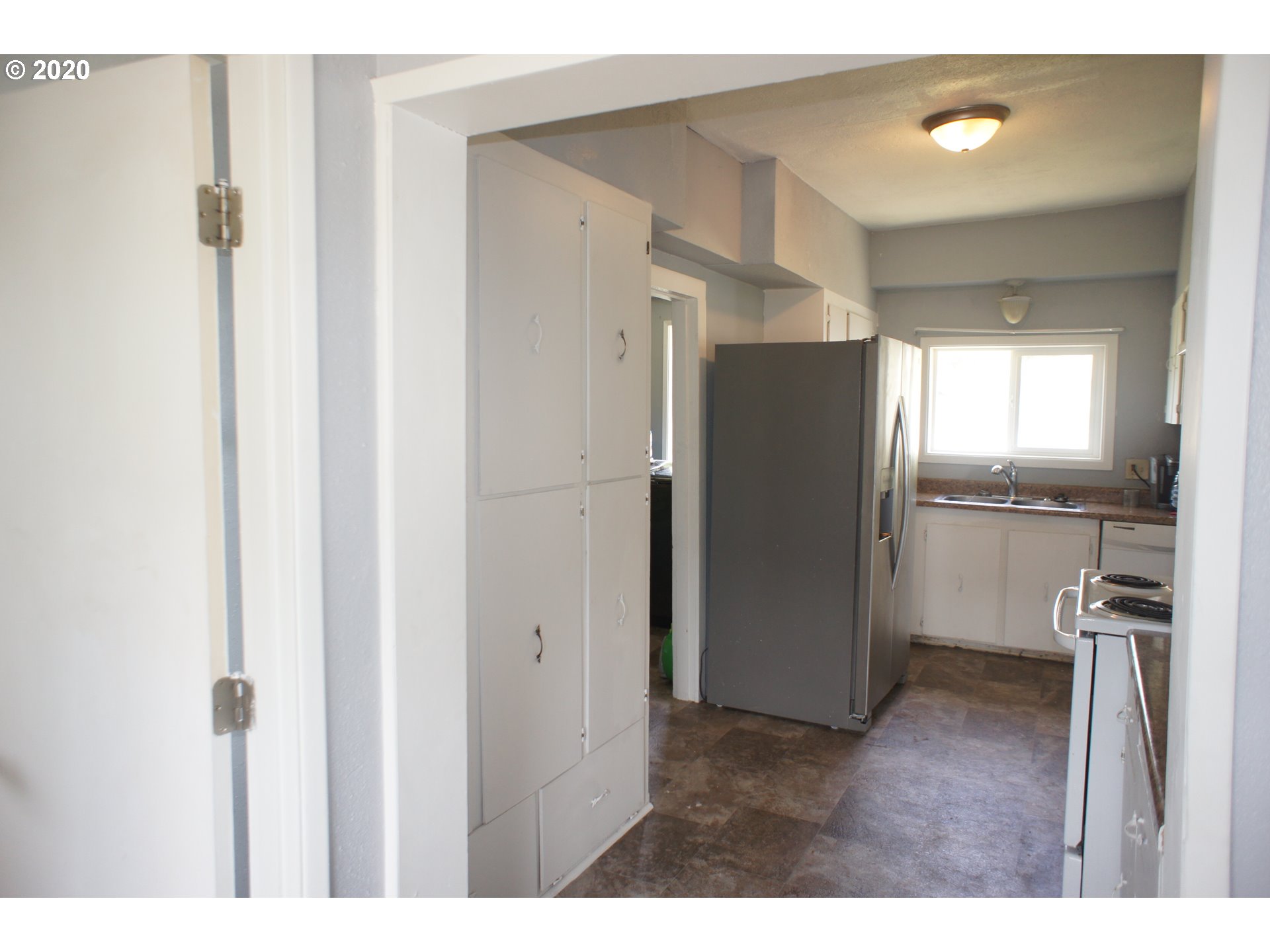 303 6th Street Amity, OR 97101 - Photo 9 of 26 Gallery Image 9