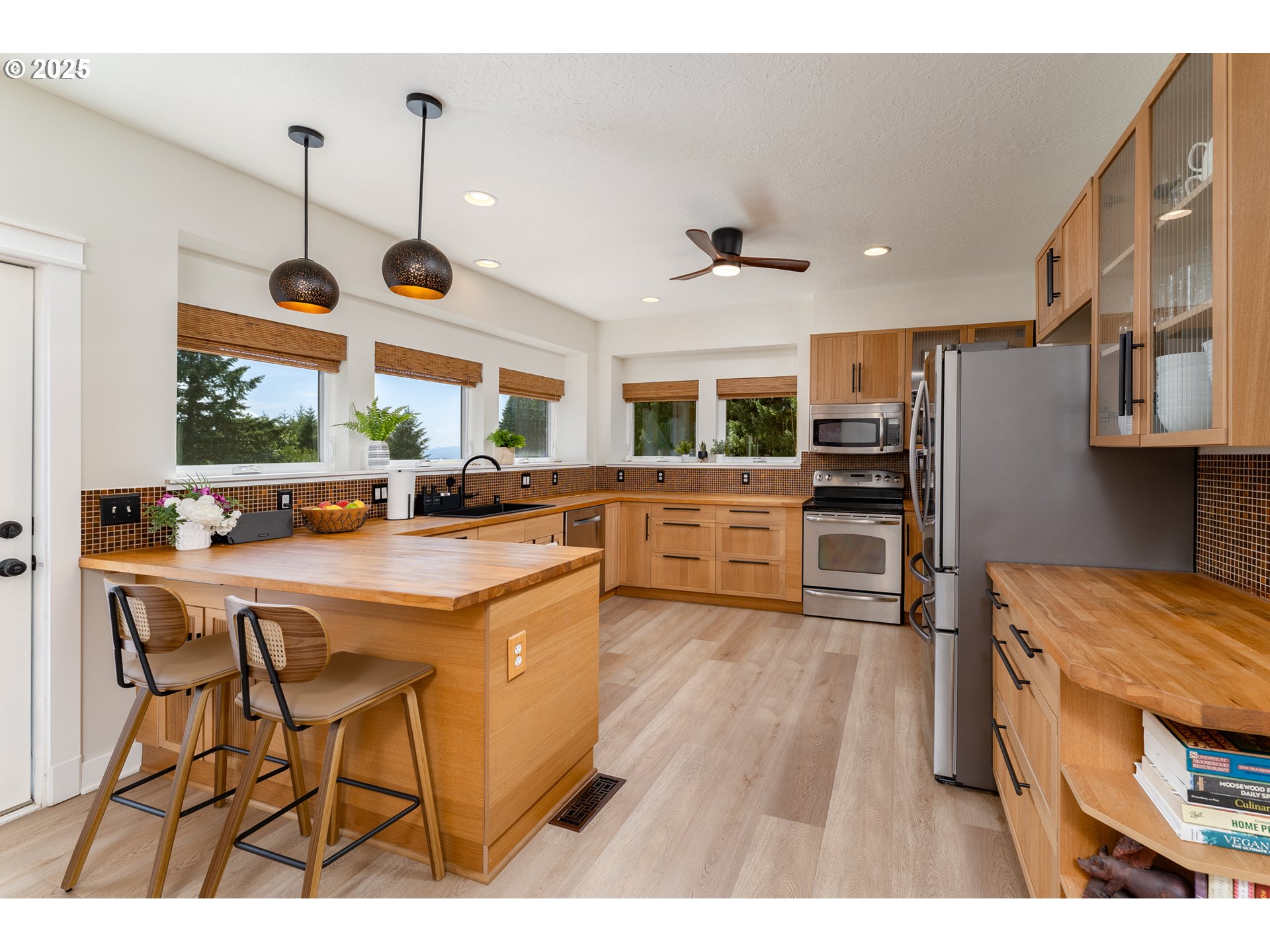 27200 Northeast Mountain Top Road Newberg, OR 97132 - Photo 23 of 48