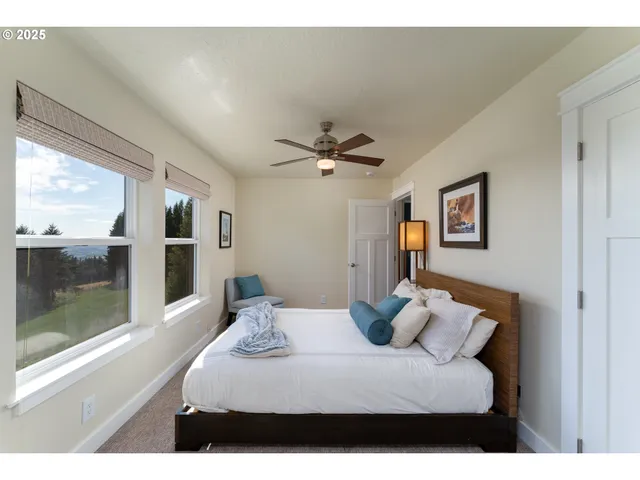 $1,449,000 | 27200 Northeast Mountain Top Road, Newberg, OR 97132