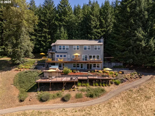 $1,449,000 | 27200 Northeast Mountain Top Road, Newberg, OR 97132