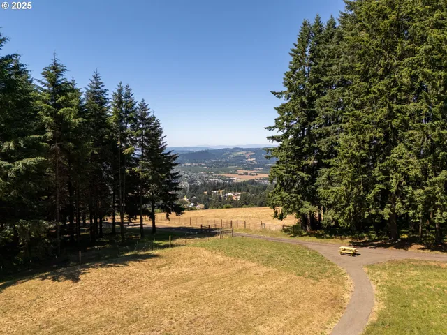 $1,449,000 | 27200 Northeast Mountain Top Road, Newberg, OR 97132