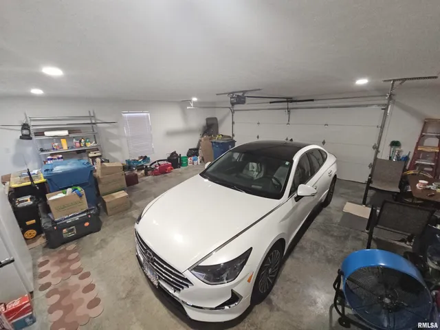 $349,000 | 6 Brookhaven Drive, Mount Vernon, IL 62864