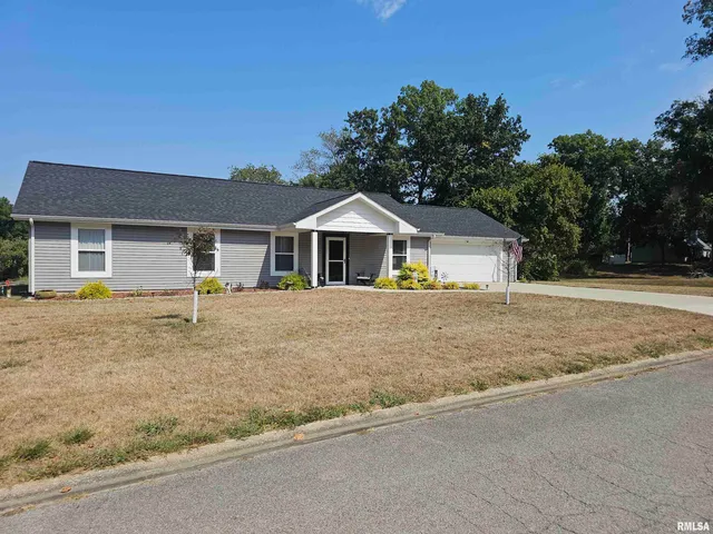 $349,000 | 6 Brookhaven Drive, Mount Vernon, IL 62864