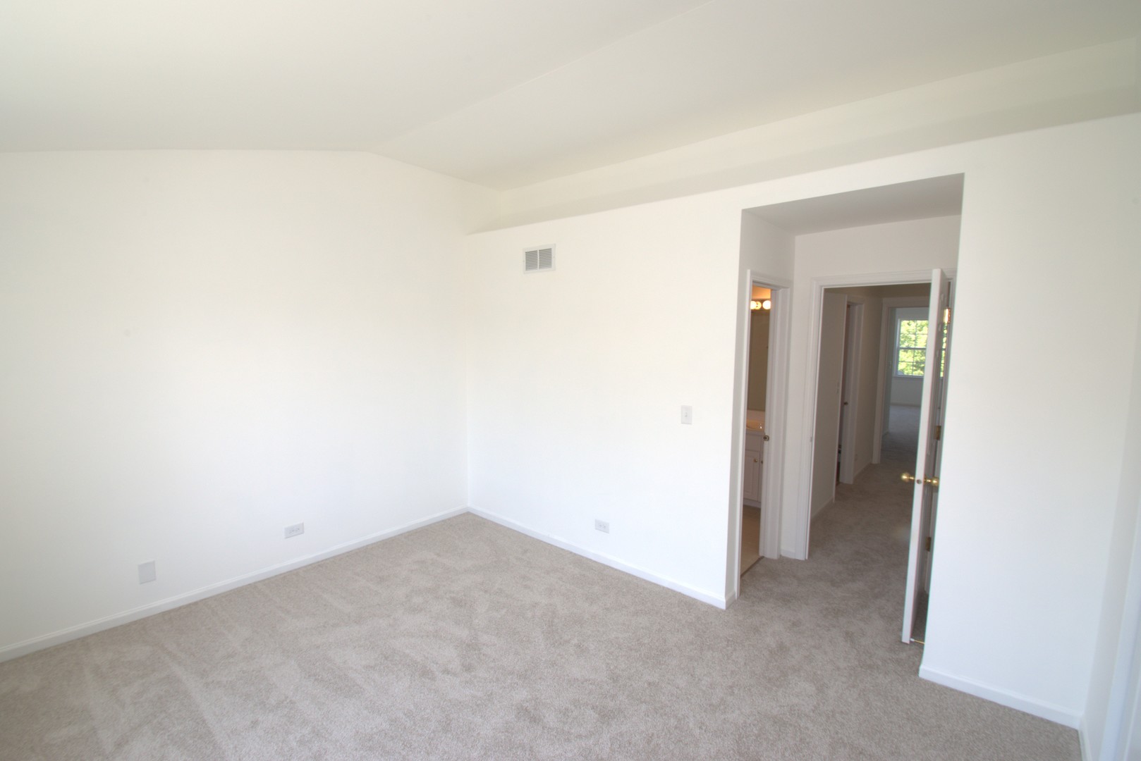 5564 Elizabeth Place Rolling Meadows, IL 60008 - Photo 15 of 21