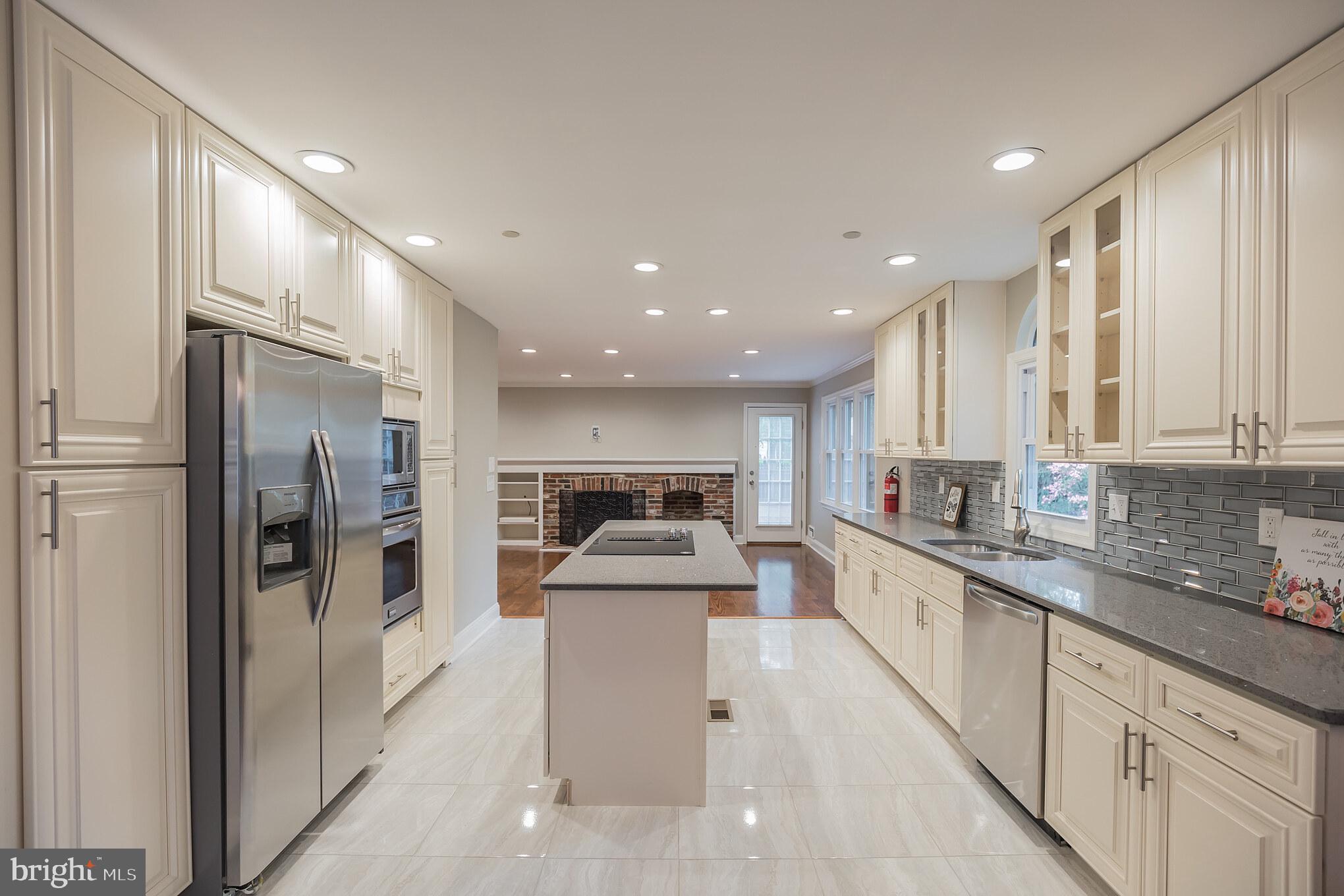 10 Dunbarton Road Cherry Hill, NJ 08003 - Photo 9 of 30 Gallery Image 9