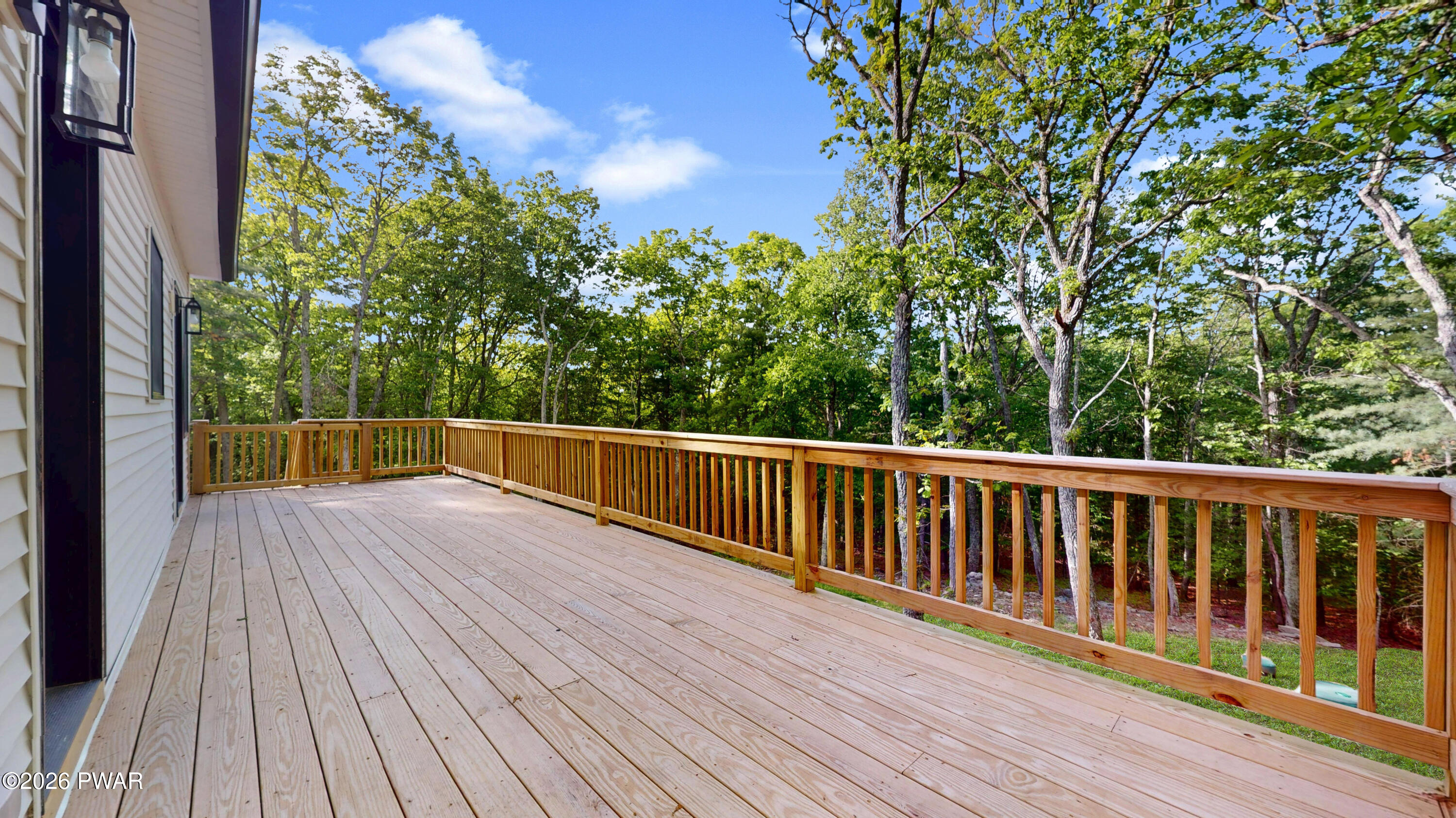 102 Pawnee Road Shohola, PA 18458 - Photo 5 of 61