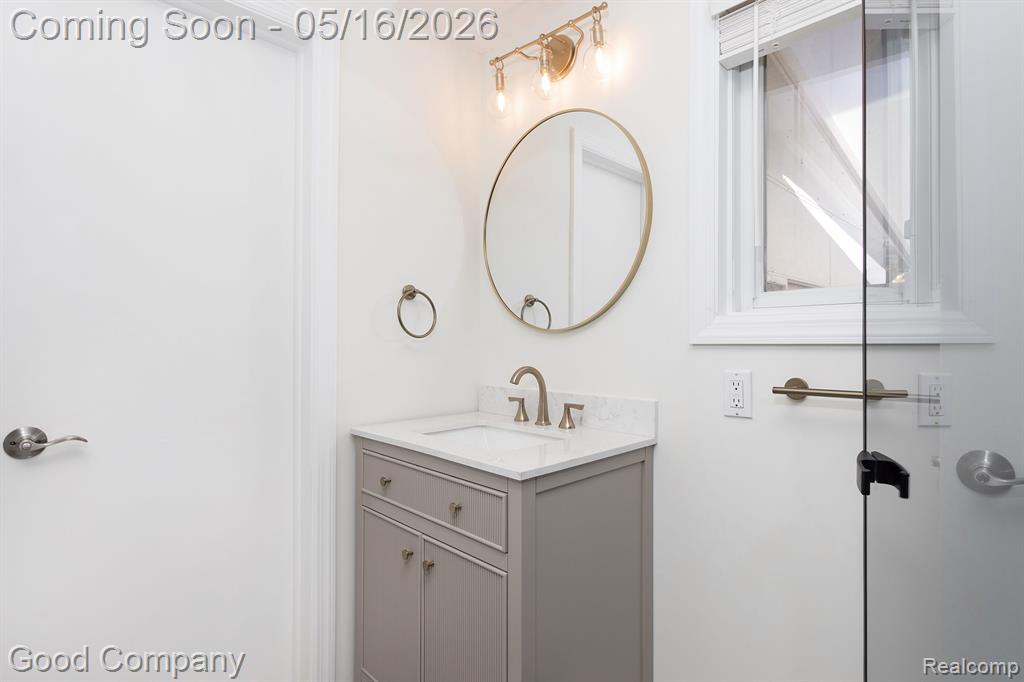 1776 Welch Road Walled Lake, MI 48390 - Photo 20 of 40