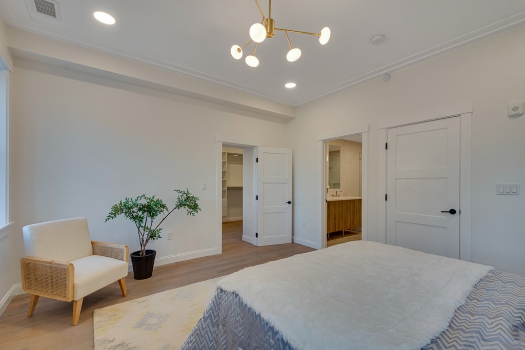 15 Euston Street, Unit 2 Brookline, MA 02446 - Photo 19 of 25