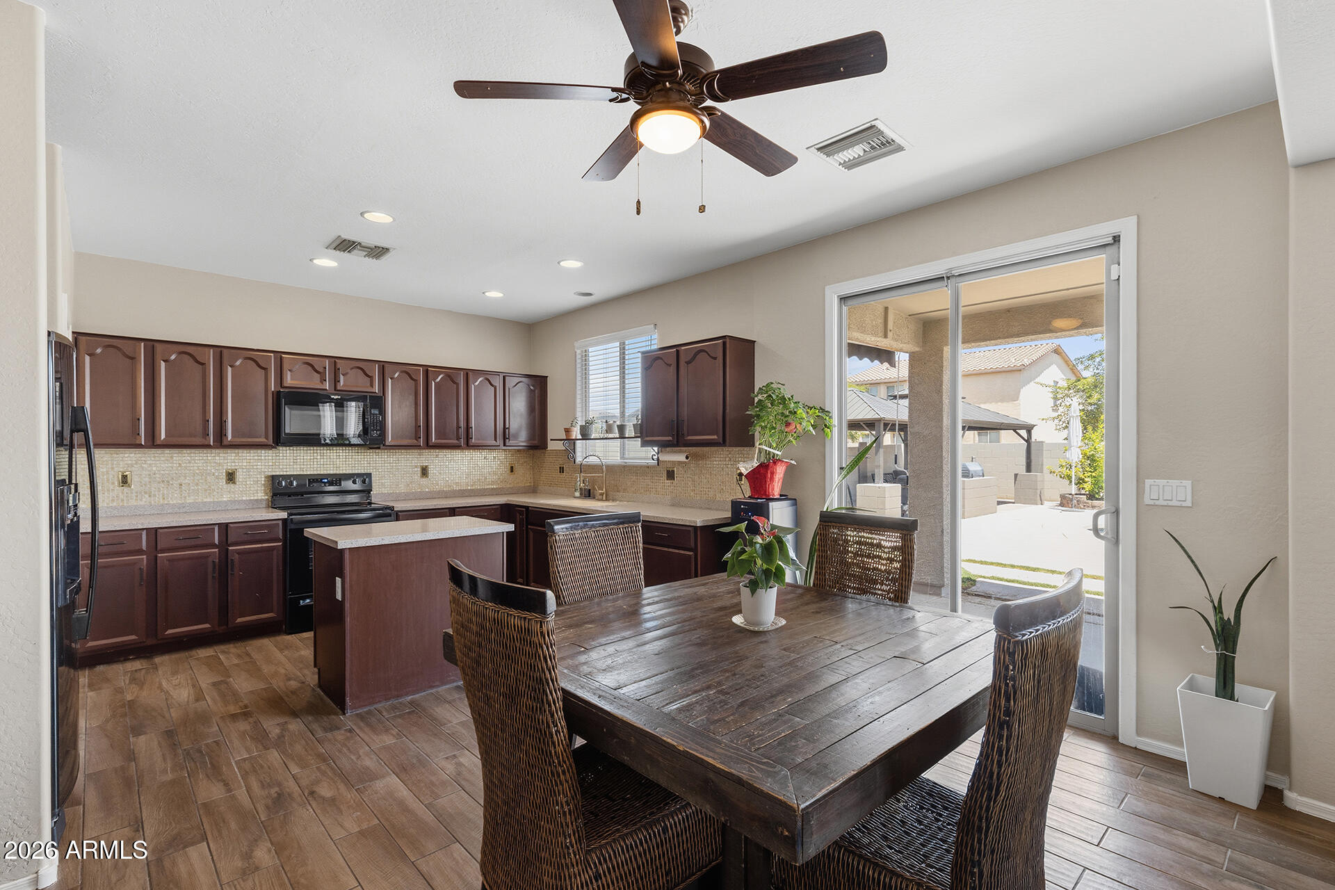 7422 West Darrel Road Laveen, AZ 85339 - Photo 19 of 65 21