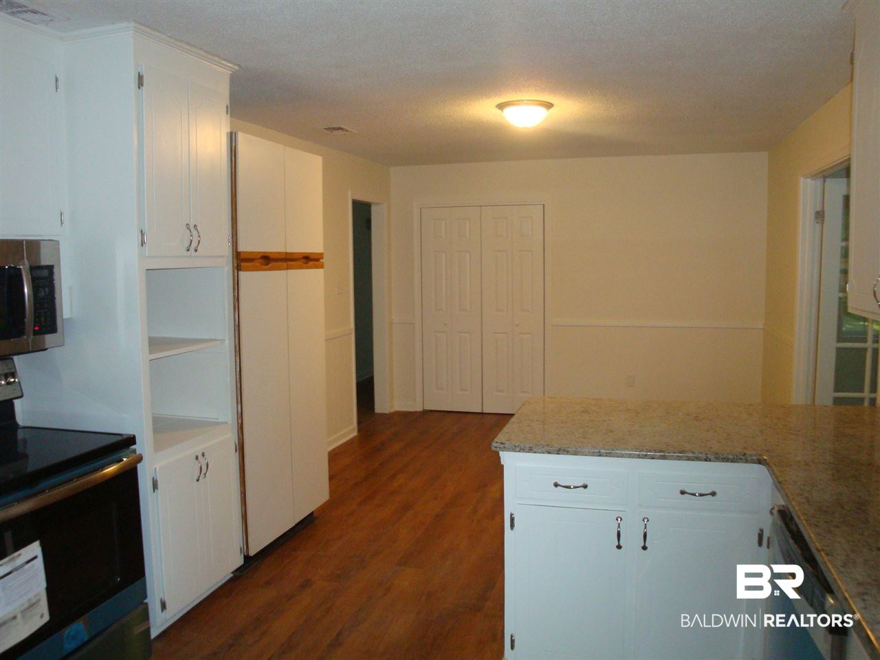 702 Gayfer Avenue Fairhope, AL 36532 - Photo 10 of 23