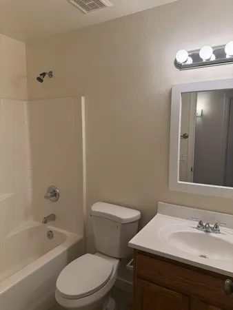 $1,800 | 8638 East Capri Avenue, Mesa, AZ 85208