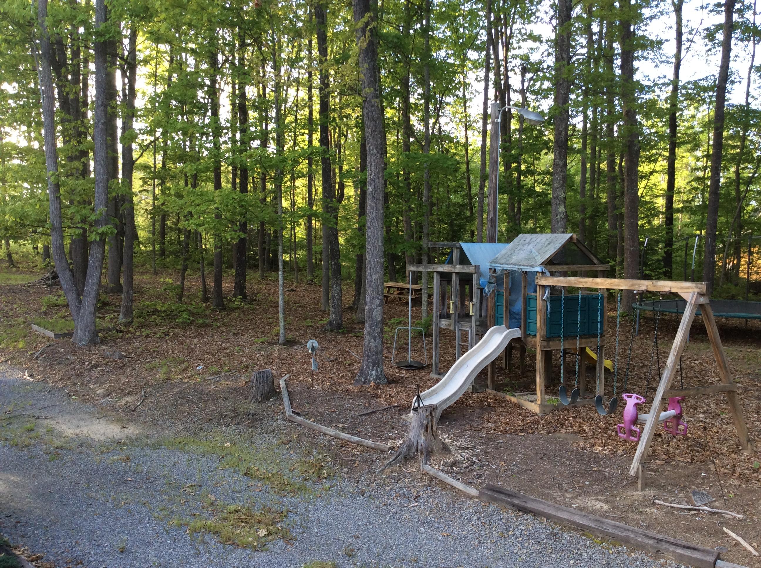 276 Henson Road Crawley, WV 24931 - Photo 15 of 45 Gallery Image 15