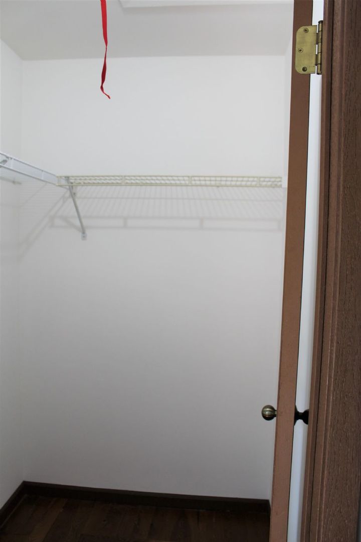 1391 Rennet Drive Naperville, IL 60565 - Photo 16 of 21 a view of small space