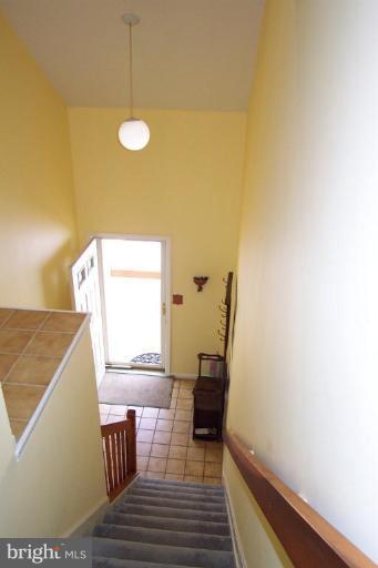 11206 Harbor Court, Unit 1206 Reston, VA 20191 - Photo 13 of 17 Entrance / Foyer