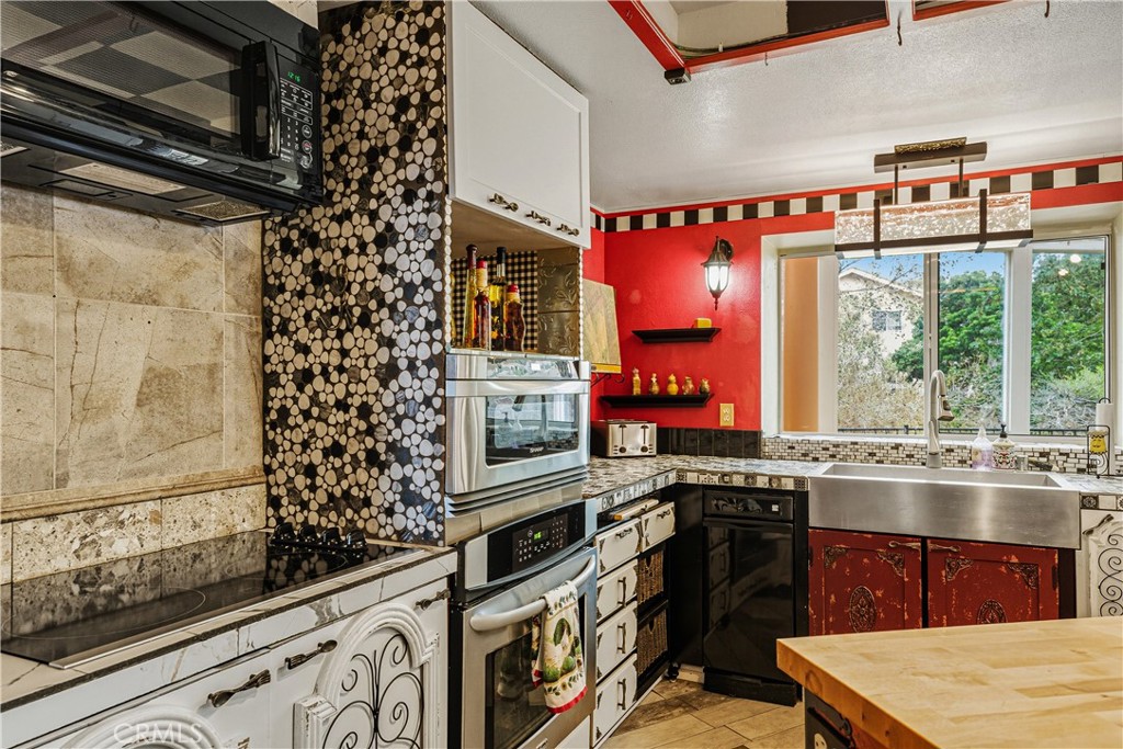 1320-1320 Stonebrook Drive Lompoc, CA 93436 - Photo 27 of 72 a kitchen with lots of counter top space