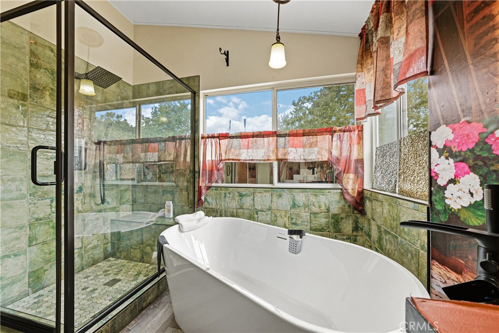1320-1320 Stonebrook Drive Lompoc, CA 93436 - Photo 51 of 72 a bathroom with a bathtub and shower