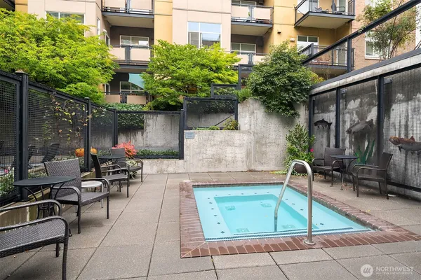 $2,995 | 5450 Leary Avenue Northwest, Unit 245, Seattle, WA 98107
