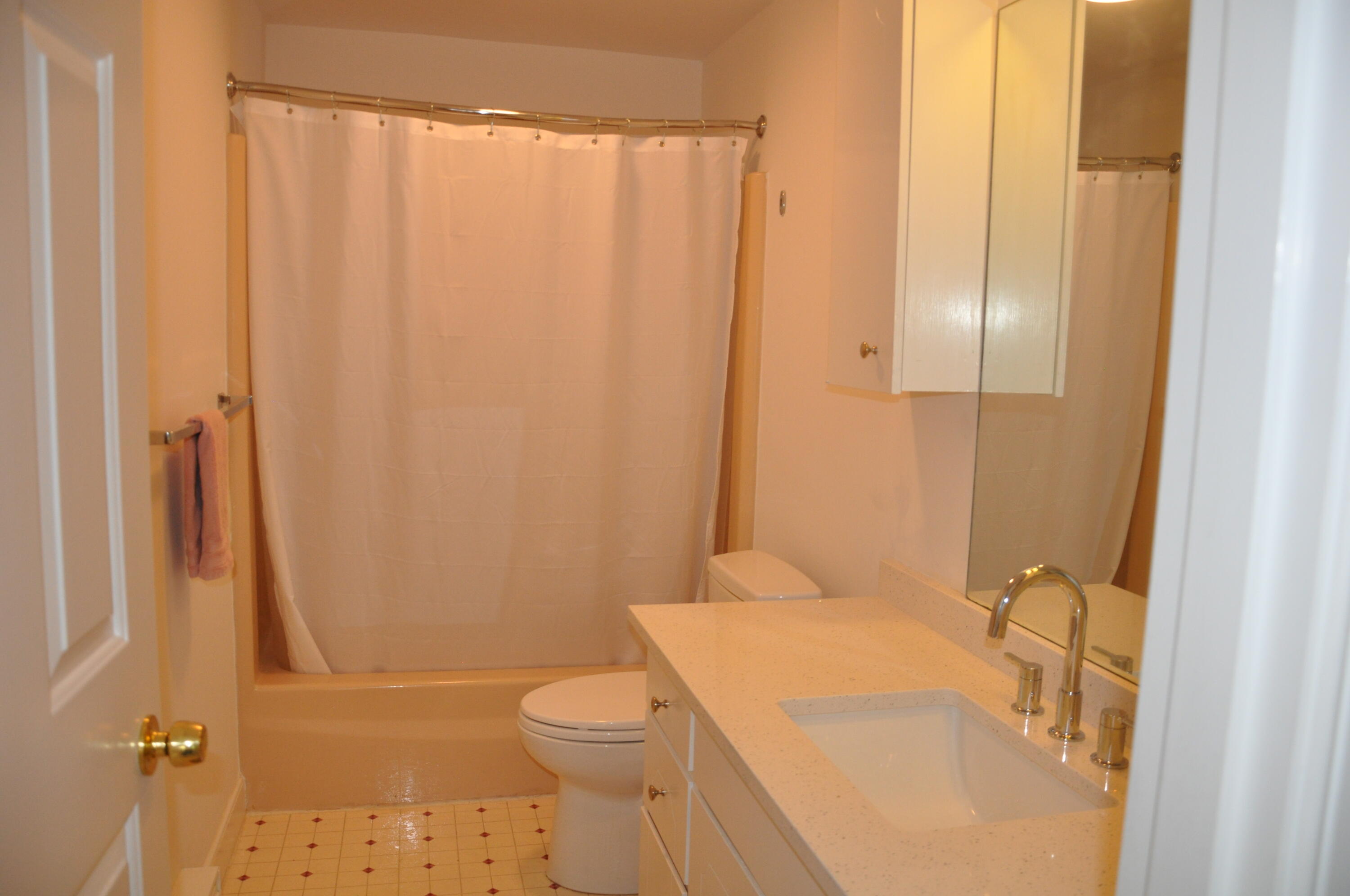 39 Tower Hill Road, Unit 1A Osterville, MA 02655 - Photo 5 of 7 DSC_0548