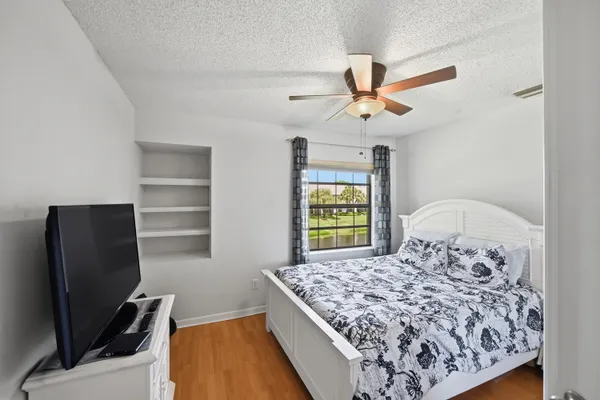 $2,400 | 5395 Firenze Drive, Unit K, Boynton Beach, FL 33437