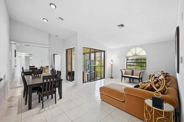 $2,400 | 5395 Firenze Drive, Unit K, Boynton Beach, FL 33437