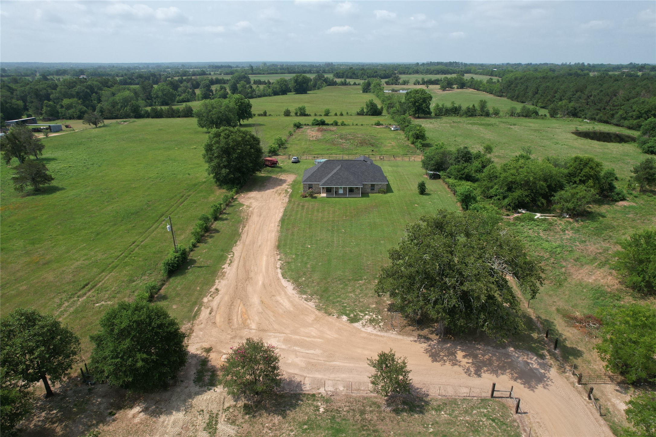 862 County Road 4570 Kennard, TX 75847 - Photo 2 of 31