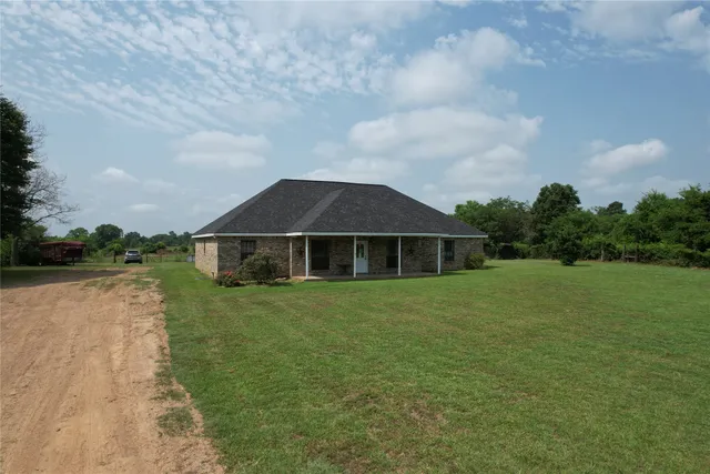 $399,000 | 862 County Road 4570, Kennard, TX 75847