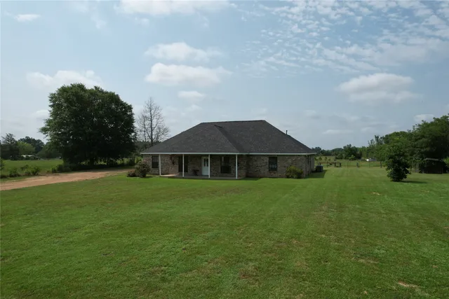 $399,000 | 862 County Road 4570, Kennard, TX 75847