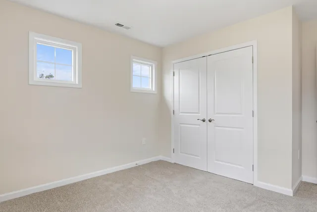 a view of utility room