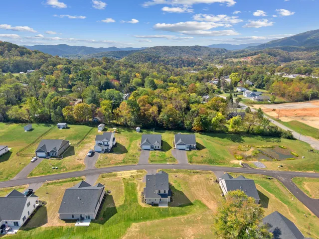 $414,750 | 5510 New Pleasant Way, Salem, VA 24153