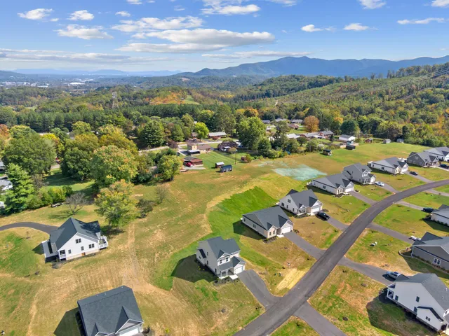 $414,750 | 5510 New Pleasant Way, Salem, VA 24153