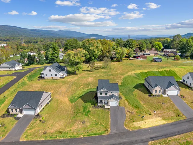 $414,750 | 5510 New Pleasant Way, Salem, VA 24153